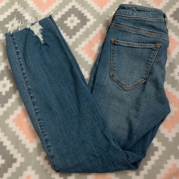 HOLLISTER straight jeans - Picture 3 of 3
